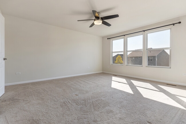 Building Photo - 3451 Birch Ln