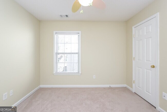 Building Photo - 1033 Dunedin Trail