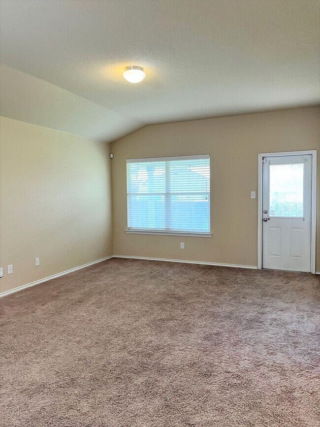 Building Photo - 4 br, 2 bath House - 3538 Robin Mdw