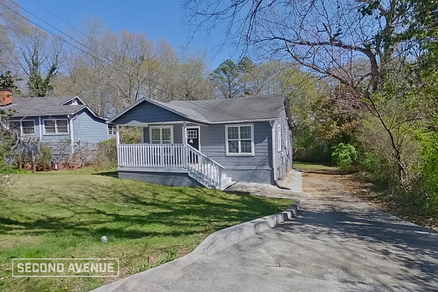 Building Photo - 1328 Eason St NW