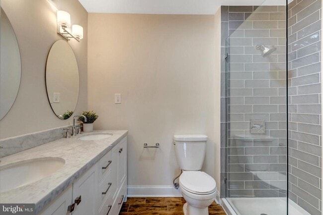 Building Photo - 8482 Springfield Oaks Dr