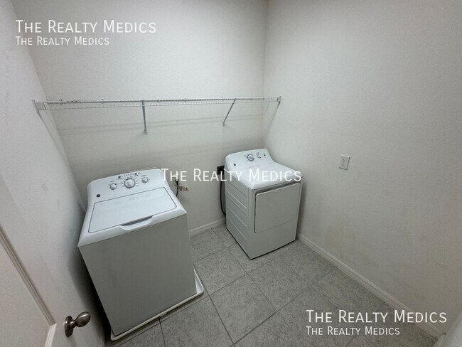 Building Photo - 7742 Bowery Dr