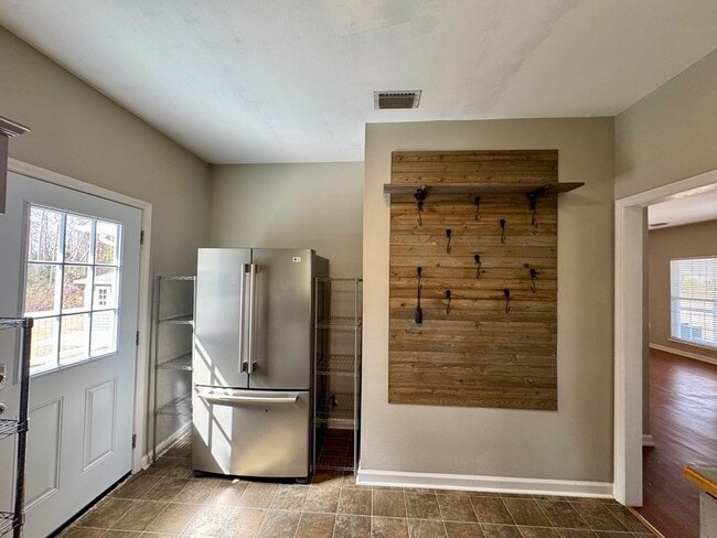 Building Photo - 2008 Marvin Ave