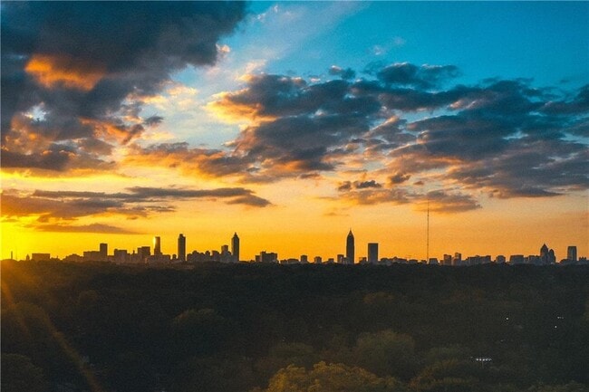 Building Photo - 845 Ormewood Terrace SE