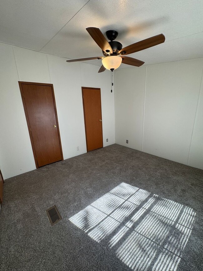 Building Photo - 1505 Ward Ave