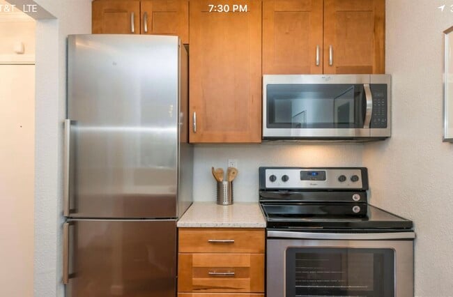 Building Photo - 95 Red Rock Way