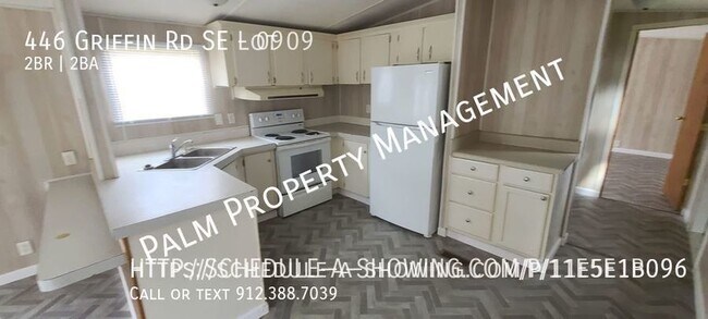 Building Photo - 446 Griffin Rd SE