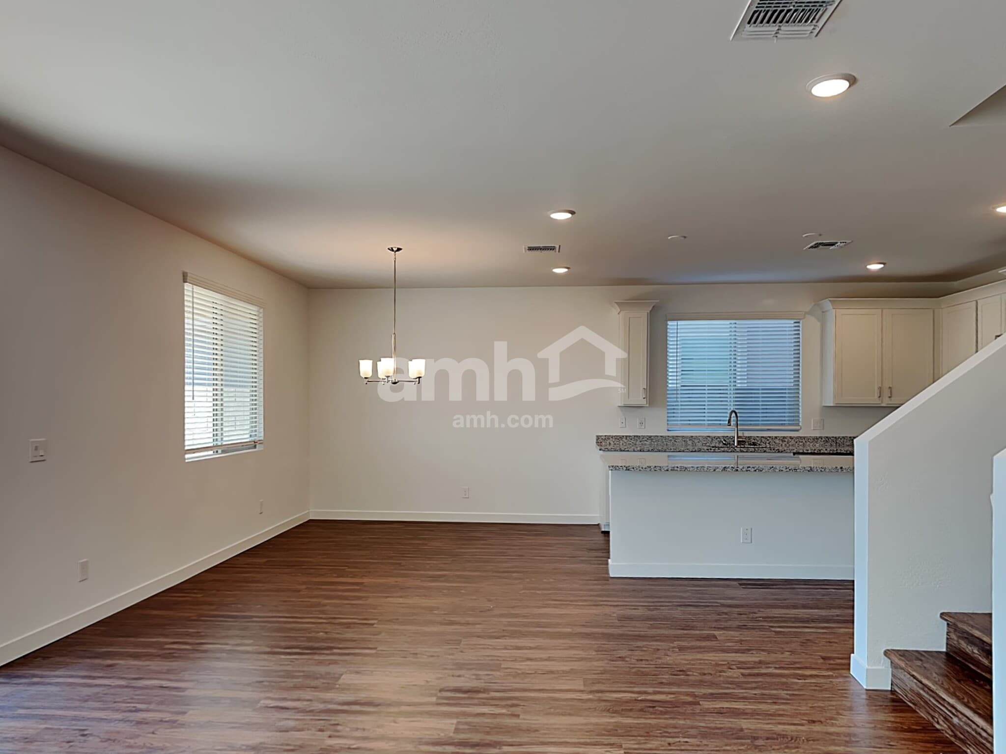 Building Photo - 4308 S 105th Dr