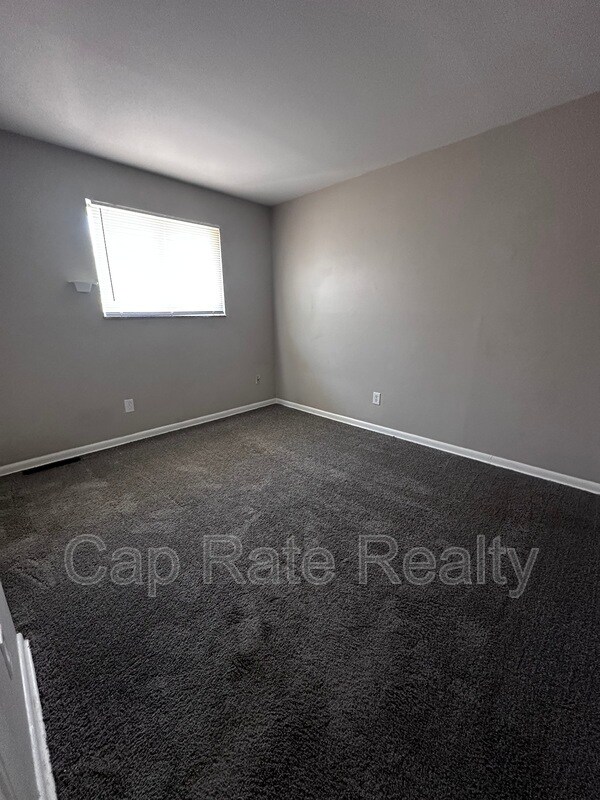 Building Photo - 1648 Smith Rd