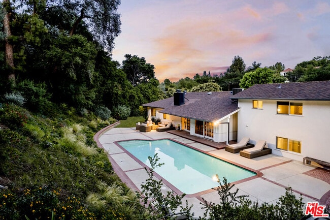 Primary Photo - 16849 Adlon Rd