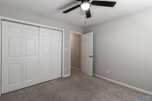 Building Photo - 114 Clover Ridge Dr