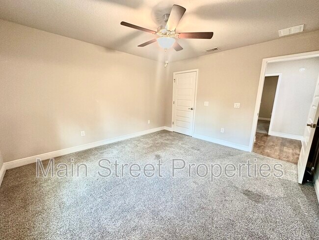 Building Photo - 7797 Ira Dr