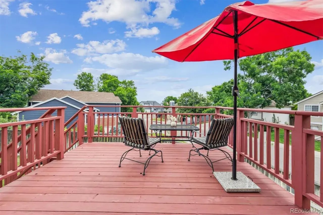 Deck - 693 Delwood Ct