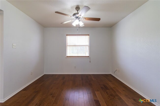 Building Photo - 4507 Aspen Dr
