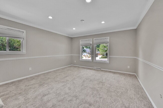 Building Photo - $6,850.00 - 5 Bedrooms, 3.5 Bathrooms, Sin...