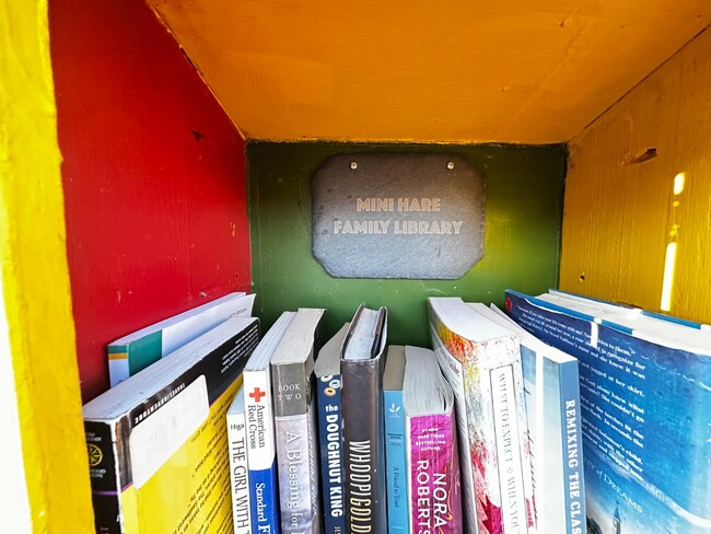 Building Photo - 1010 Dutton Ave