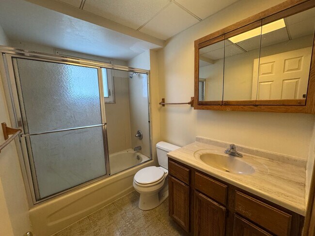 Building Photo - 4116 Biddulph Ave