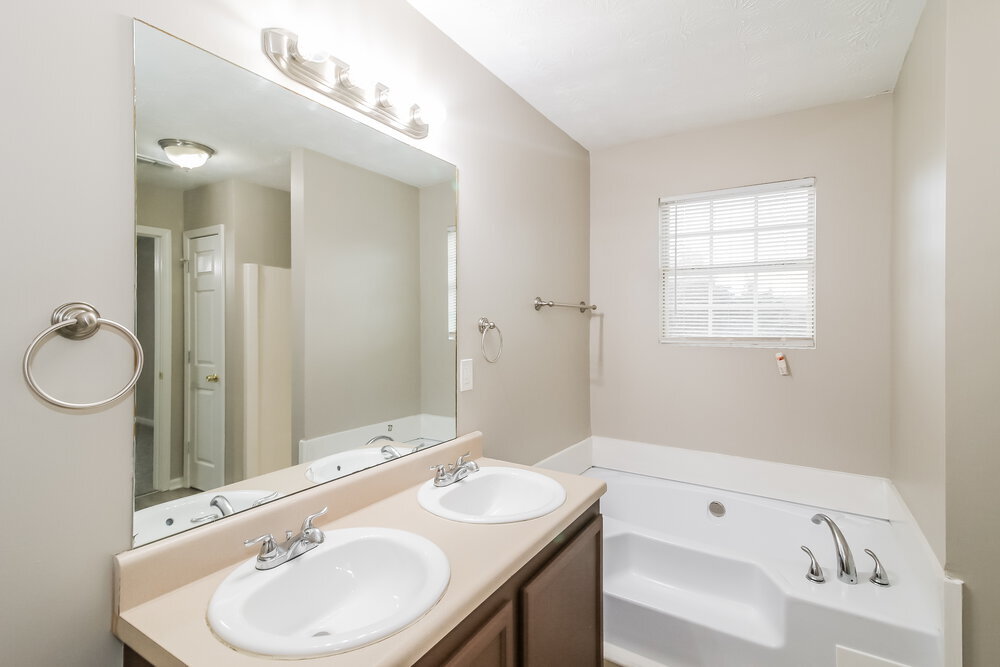 Building Photo - 1642 Boxcar Pl NE