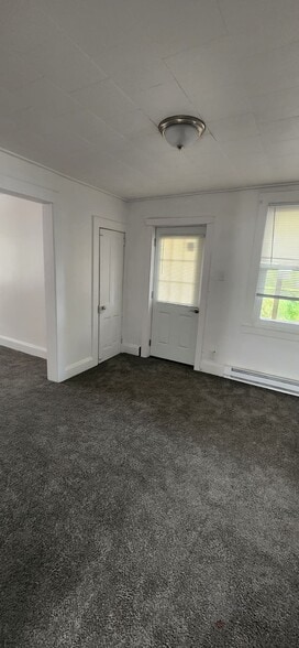 Building Photo - 197 Roosevelt St