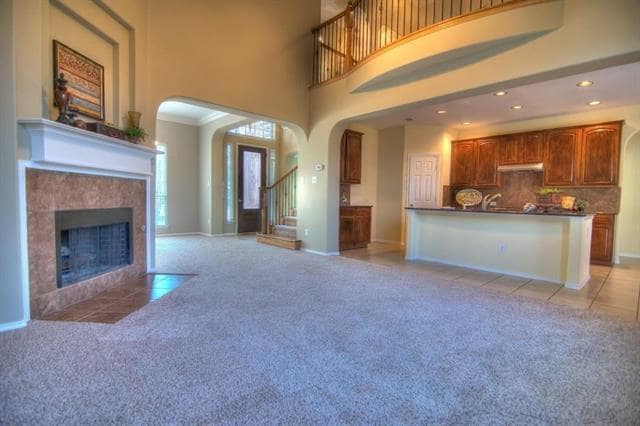 Building Photo - 9400 Woodhurst Dr