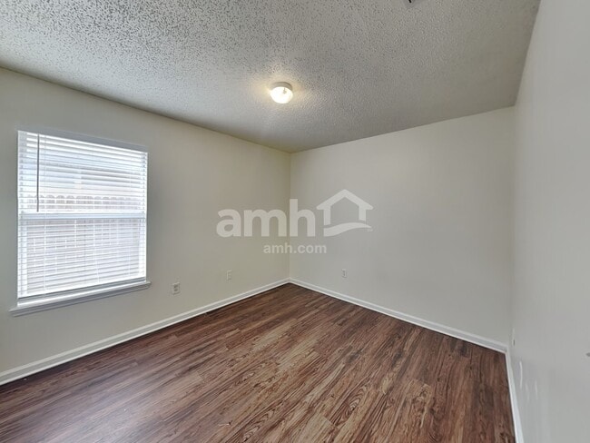 Building Photo - 6628 Morse Glen Ln