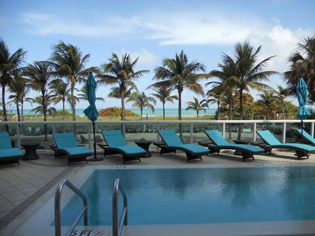 Building Photo - 9172 Collins Ave