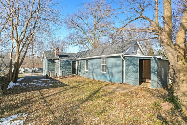 Building Photo - 3124 Wismer Ave