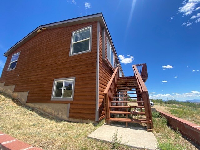 Building Photo - 470 Sheep Ridge Rd
