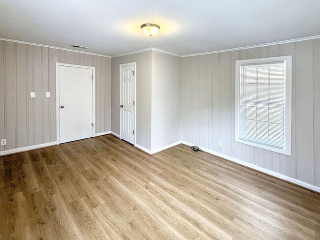 Building Photo - 5026 Bud Holmes Rd