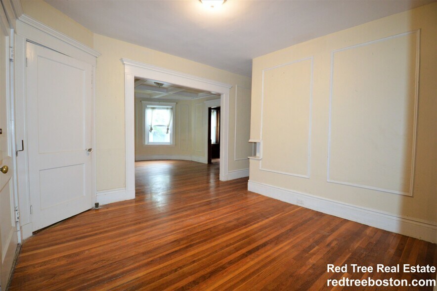 Building Photo - 141 Fuller St