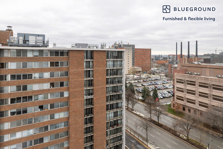 Building Photo - 901 S Ashland Ave