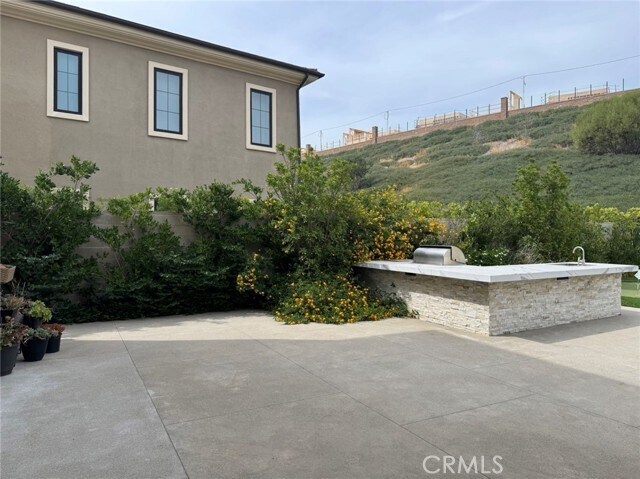 Building Photo - 101 Interstellar