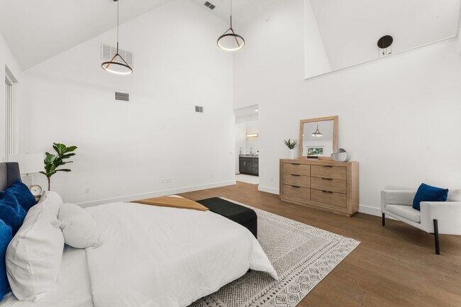 Building Photo - 3814 Wadford St