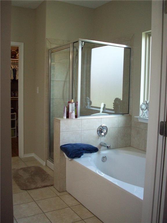 Building Photo - 1002 Beacon Cove