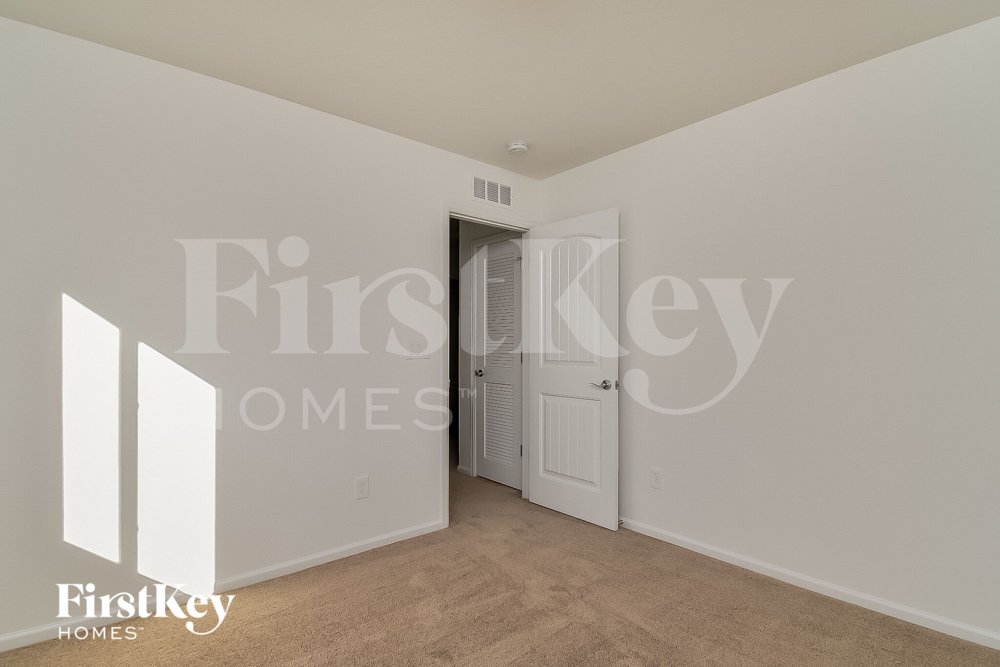 Building Photo - 10453 Luneth Dr