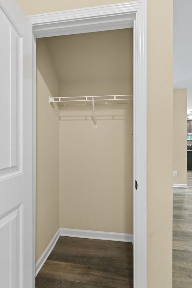 Building Photo - Spacious 5BR Home with Huge Fenced Backyard in The Reserve at Wyndham Gates!