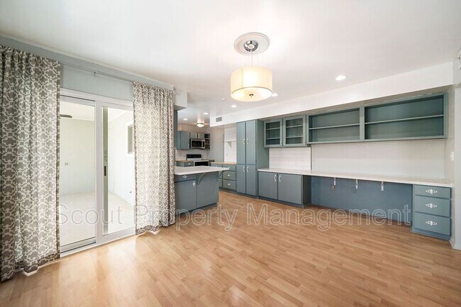 Building Photo - 25851 Sun City Blvd