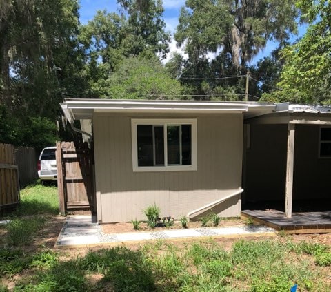 Building Photo - 2335 SE 46 Terrace