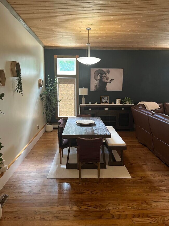 Building Photo - 82 Hidden Knoll Dr