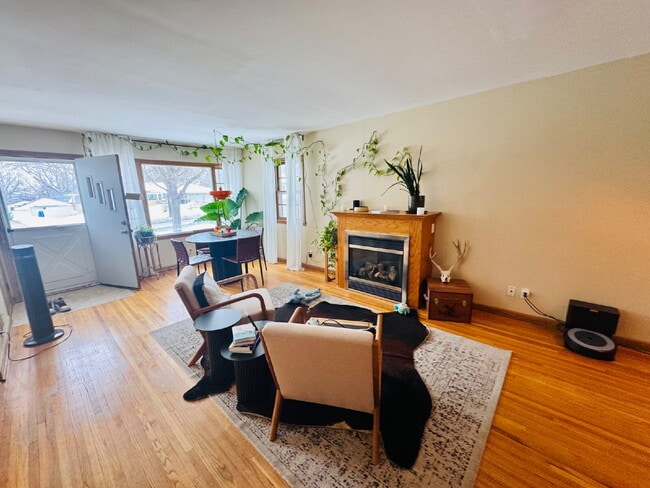 Building Photo - Spacious 5-Bed Home with Finished Basement & Gleaming Hardwood Floors in St. Louis Park!