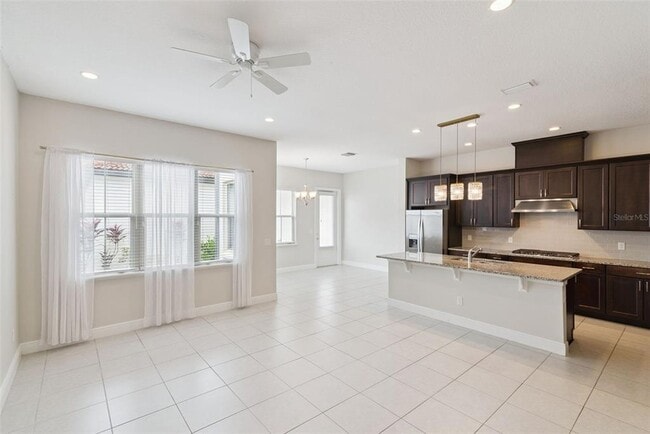 Building Photo - 8884 Bismarck Palm Dr