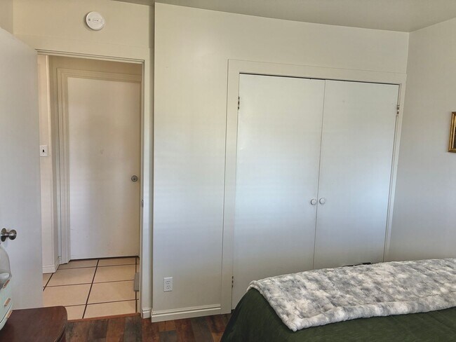 Building Photo - Beautifully remodeled home with central air, 1 car garage, RV parking and covered patio