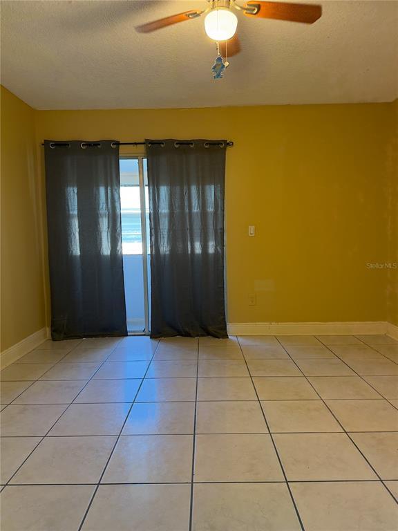 Building Photo - 4701 Almond Willow Dr