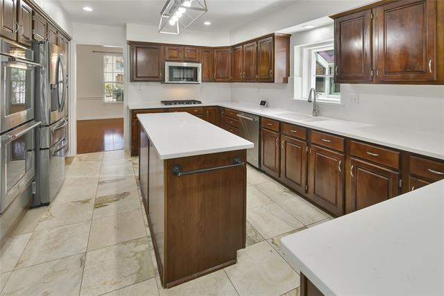 Building Photo - 18528 Vista Del Sol