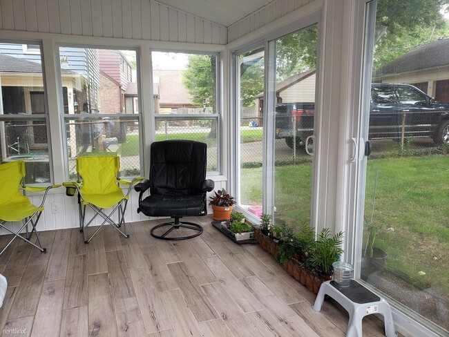Building Photo - 3 br, 2 bath House - 43 Crosby Blvd