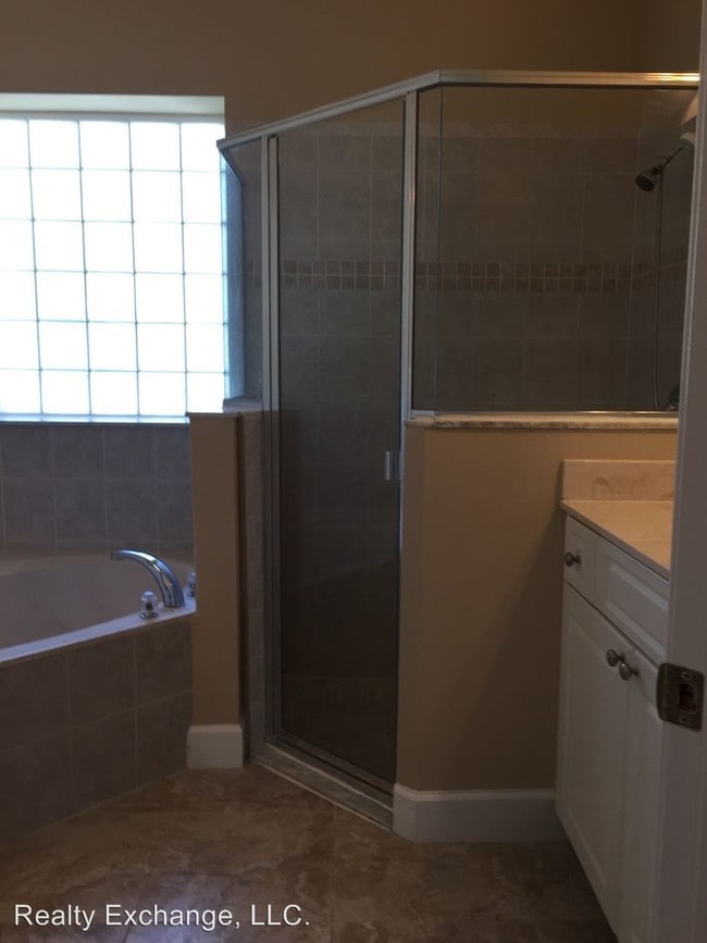 Building Photo - 4 br, 3 bath House - 19 Evans Drive