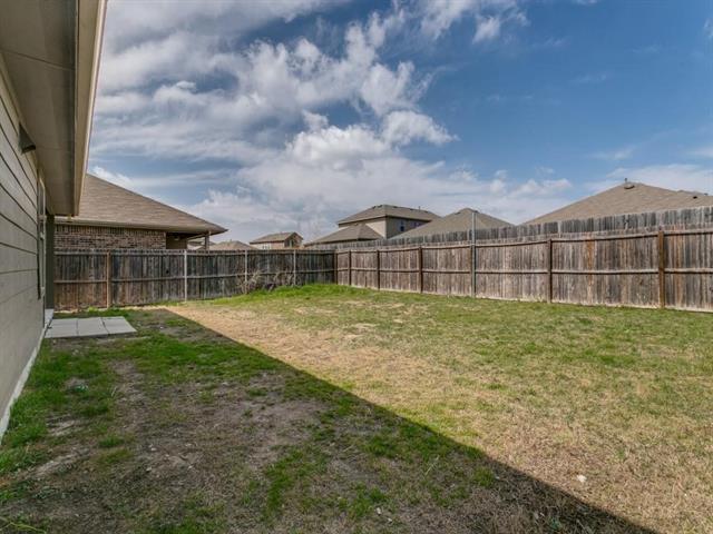 Building Photo - 600 Pollyann Trl