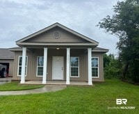 Building Photo - 33071 -B Stables Dr