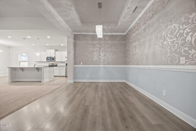 Building Photo - 75 Rolling Waters Ct