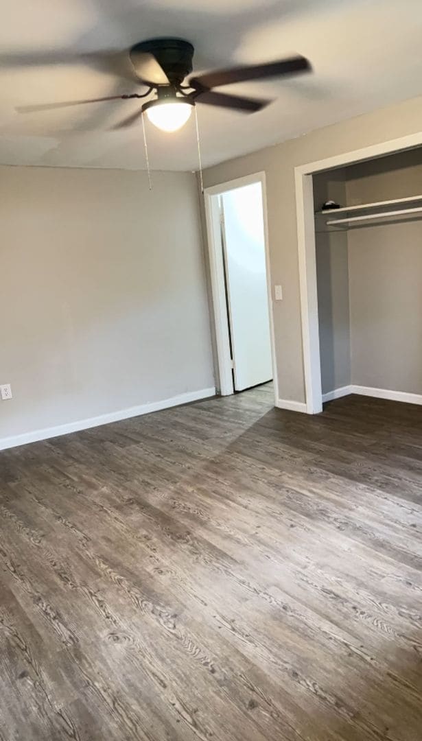 Building Photo - 902 Adams St